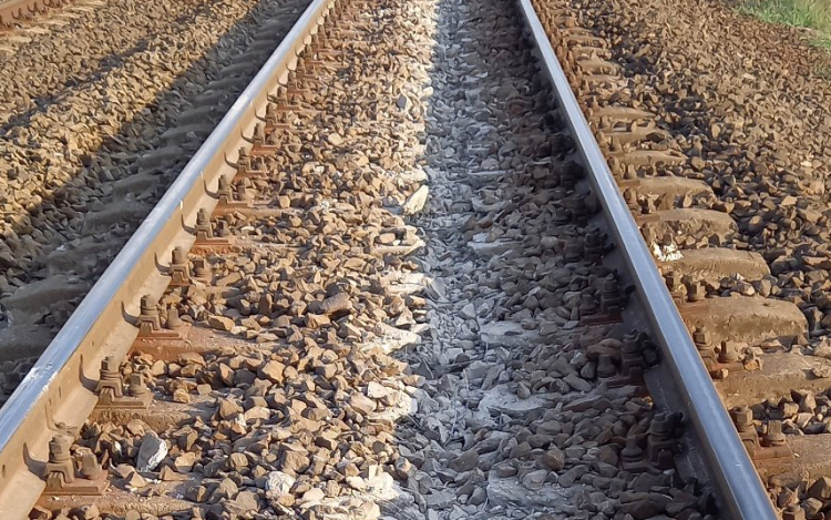 Szijjártó Péter: az idei év végére elkészül a Budapest-Belgrád vasútvonal modernizálása