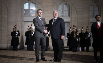 Párizsba látogatott Orbán Viktor